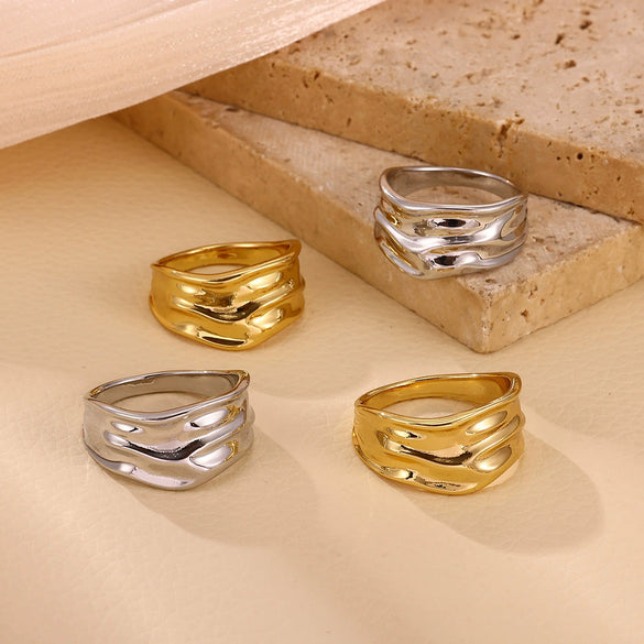 Wholesale Women's Gold Plated Copper Geometric Ring With Smooth Irregular Texture And Cold Light Luxury Style