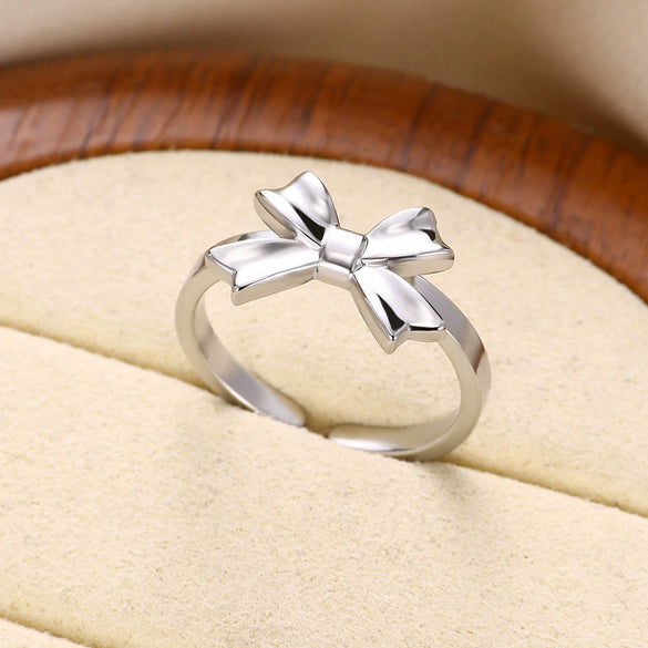 Wholesale Women's Gold Stainless Steel Nonfading Ring With Bow And Geometric Design Electroplated