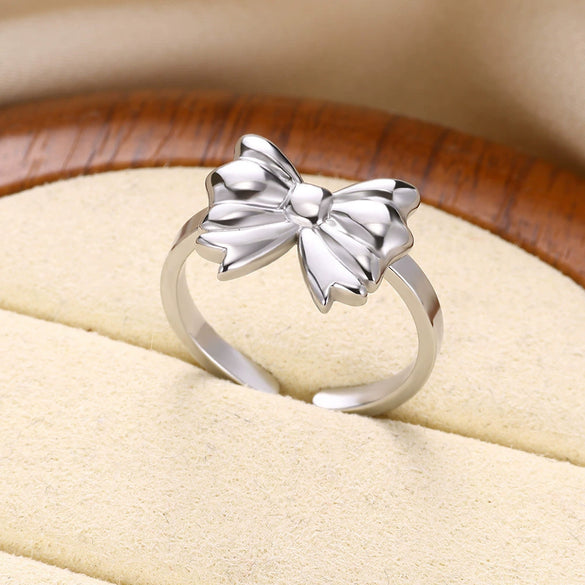 Wholesale Women's Gold Stainless Steel Nonfading Ring With Bow And Geometric Design Electroplated