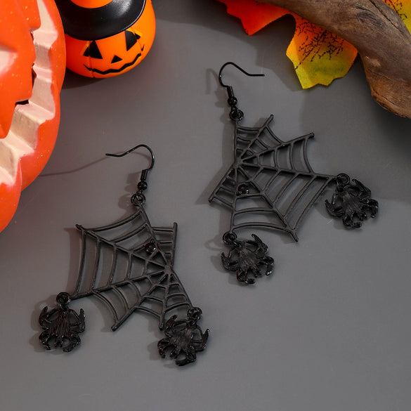 Wholesale Women's Gothic Style Animal Patterned Zinc Alloy Bat Spider Pendant Earrings With 14K Gold Ear Needles And Electroplating
