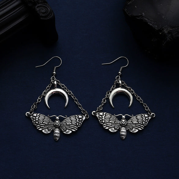 Wholesale Women's Gothic Style Zinc Alloy Chain Moth Crescent Earrings With Animal Pattern And Electroplating