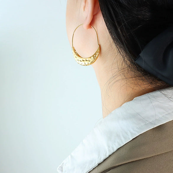 Wholesale Women's Greek Exaggerated Retro Shipshaped Titanium Steel Embossed Electroplated Light Luxury Geometric Jewelry Earrings
