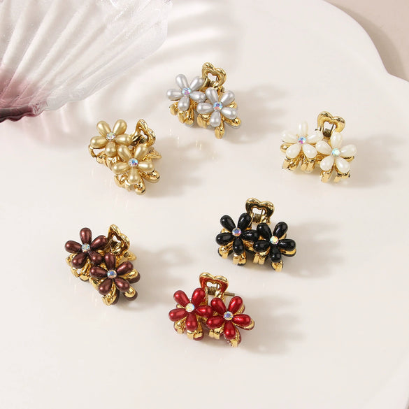 Wholesale Women's Hair Accessories Handmade Imitation Pearl Flower Hair Clip