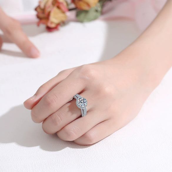 Wholesale Women's Hand Jewelry S925 Sterling Silver Geometric Moissanite Ring