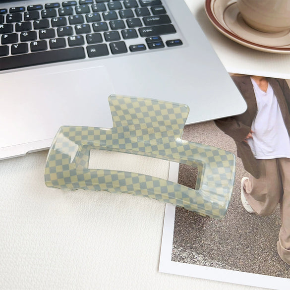 Wholesale Women's Handmade Acetic Acid Plate Shark Hair Grab Clip With Checkerboard Pattern