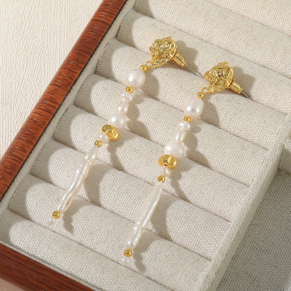 Wholesale Women's Handmade Geometric Natural Freshwater Pearl And Copper Earrings In Palace Style