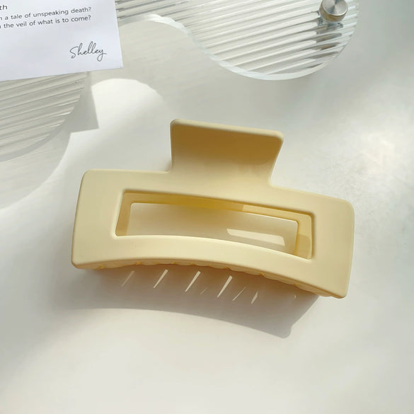 Wholesale Women's Handmade Simple Geometric Thickened Pc Material Grip Hair Clip