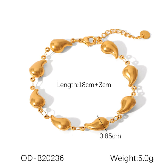 Wholesale Women's Handmade Stainless Steel Twist Chain Bracelet With Geometric Wave Pattern And Electroplating
