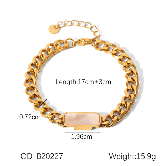 Wholesale Women's Handmade Stainless Steel Twist Chain Bracelet With Geometric Wave Pattern And Electroplating