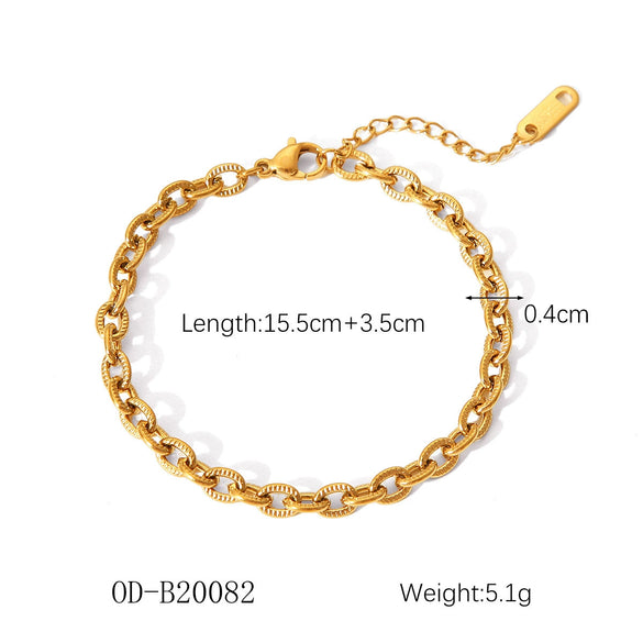 Wholesale Women's Handmade Stainless Steel Twist Chain Bracelet With Geometric Wave Pattern And Electroplating