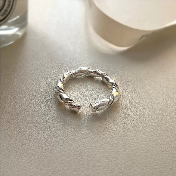 Wholesale Women's Handmade 925 Sterling Silver Knot Heart Ring Minimalist Design