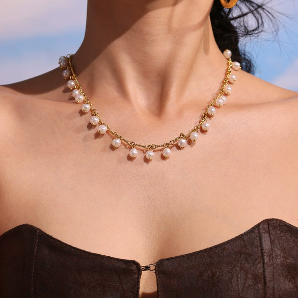 Wholesale Women's Heartshaped Copper And Shell Beads Electroplated Ferris Wheel Tassel Necklace With Titanium Steel Pendant