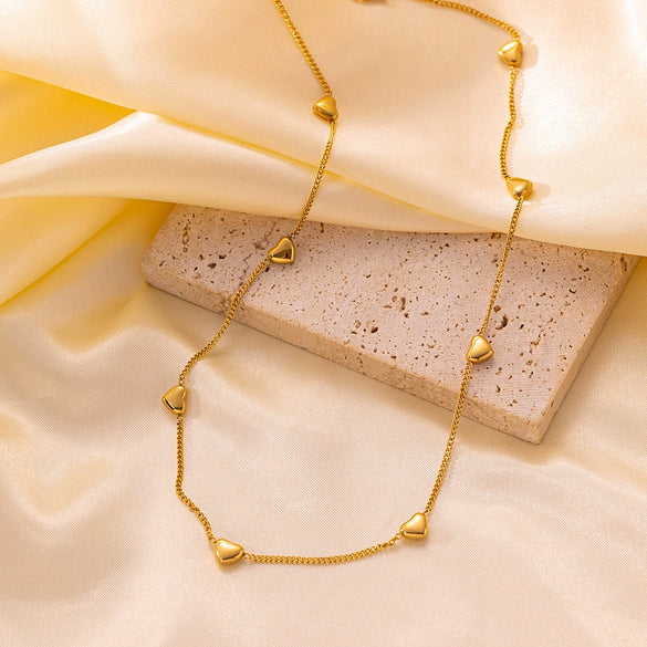 Wholesale Women's Heartshaped Titanium Steel Electroplated Necklace With O Word Chain