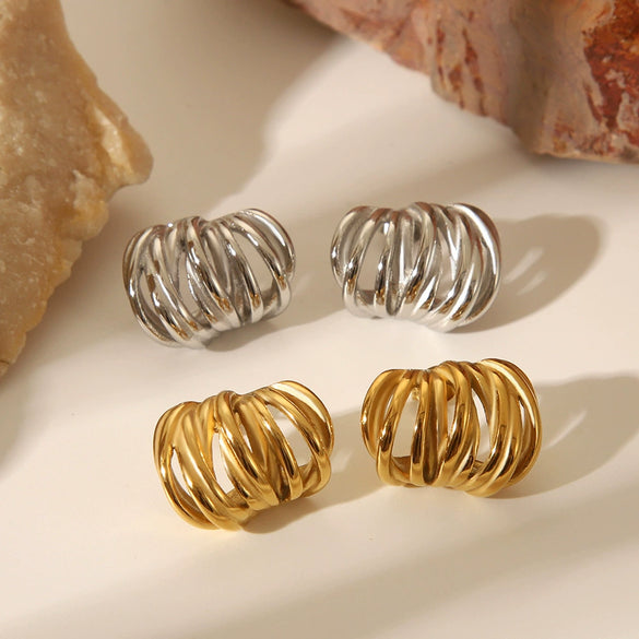Wholesale Women's High End Light Luxury C Type Multi Layer Lines Retro Earrings In Stainless Steel With Geometric Design And Electroplating