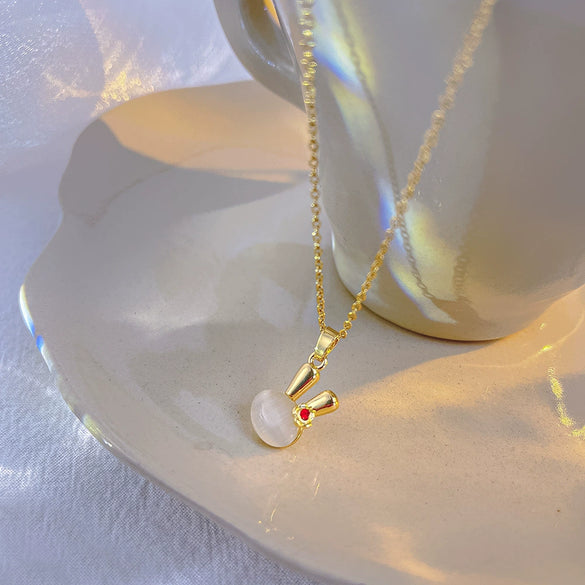 Wholesale Women's High Sense Jewelry Rabbit Pendant Necklace With Cat's Eye Stone Copper Pendant And Titanium Steel Ochain Animals Zodiac Design