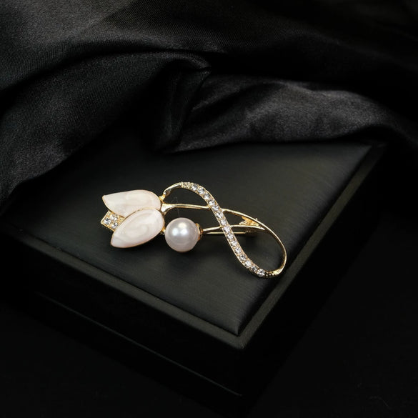 Wholesale Women's Highend Light Luxury Zinc Alloy Flower Brooch With Electroplating Antiexposure For Clothing Accessories