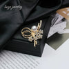 Wholesale Women's Highend Zinc Alloy Flower Brooch For Fixed Clothes With Electroplating