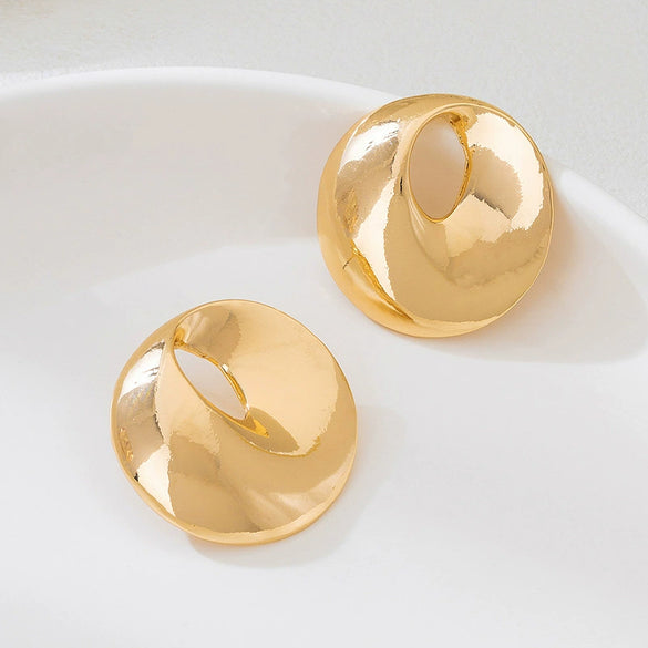 Wholesale Women's Hollow Geometric Alloy Electroplated Stainless Steel Earrings