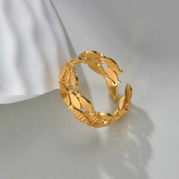 Wholesale Women's Hollow Three Layer Fish Geometric Stainless Steel Ring With 18K Gold Electroplating