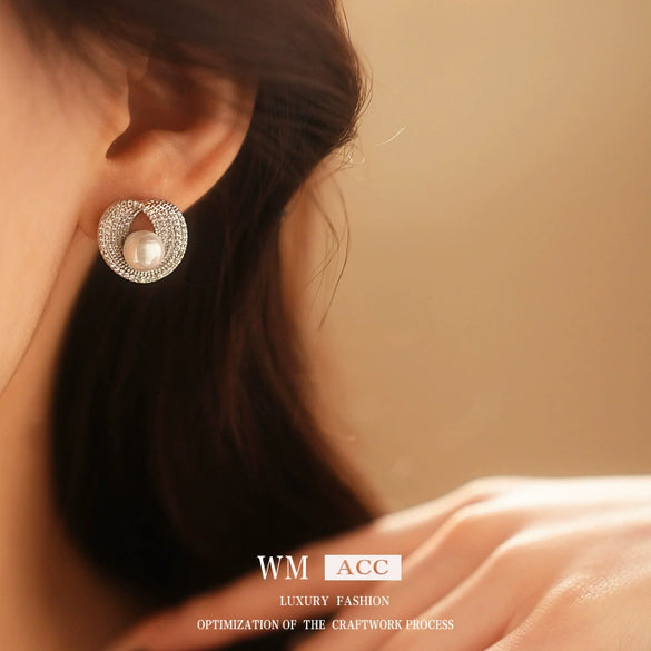 Wholesale Women's Imitation Pearl Geometric Style Electroplated Earrings