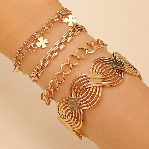 Wholesale Women's Ins Style Alloy Bracelet With Heart Shape Geometric Letters Numbers Text Pattern Electroplated