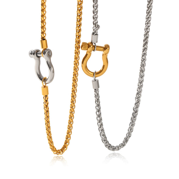 Wholesale Women's Ins Style Geometric Gold Plated Stainless Steel Carabiner Pendant Thick Chain Necklace