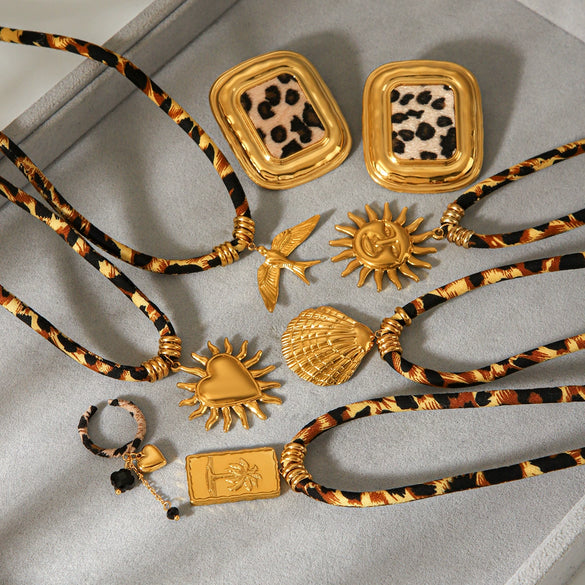 Wholesale Women's Ins Style Geometric Gold Plated Stainless Steel Jewelry Necklaces Bracelets Earrings With Velvet Chain