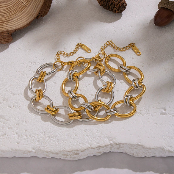 Wholesale Women's Ins Style Geometric Stainless Steel Oval Chain Bracelet With 18K Gold Vacuum Plating