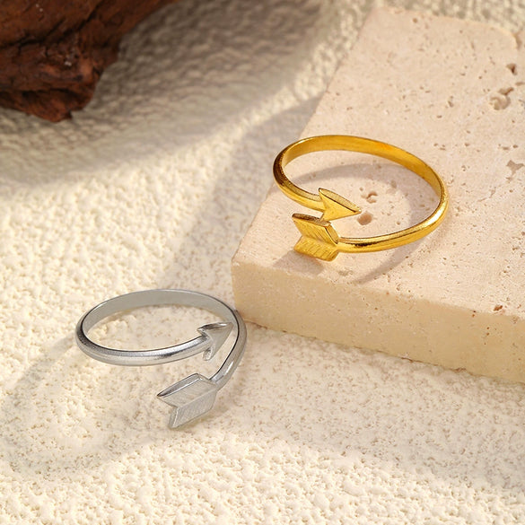 Wholesale Women's Ins Style Geometric Stainless Steel Titanium Steel Ring With Vacuum Real Gold Plating In Pvd Furnace