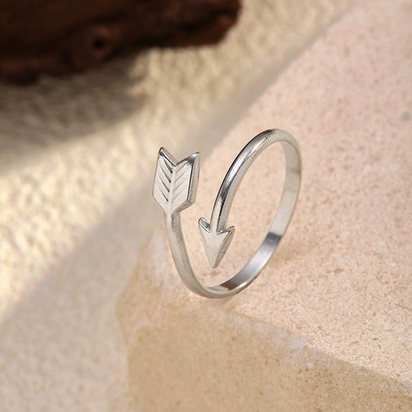 Wholesale Women's Ins Style Geometric Stainless Steel Titanium Steel Ring With Vacuum Real Gold Plating In Pvd Furnace