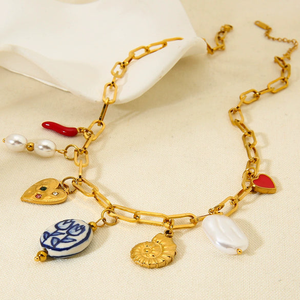 Wholesale Women's Ins Style Minimalist Geometric Heart And Flower Pattern Stainless Steel Cross Chain Necklace With 18K Gold Plating