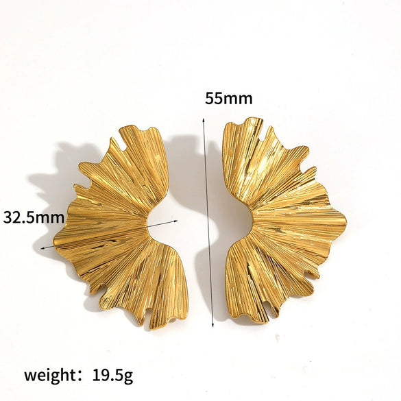 Wholesale Women's Ins Style Pleated Texture Titanium Steel And Stainless Steel Leaf Earrings With Pvd Furnace Vacuum Real Gold Plating