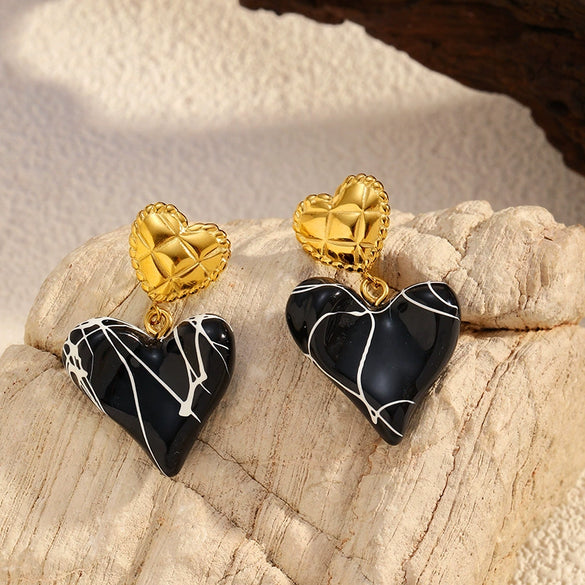 Wholesale Women's Ins Style Real Gold Plated Asymmetrical Heart And Saturn Titanium Steel And Stainless Steel Earrings