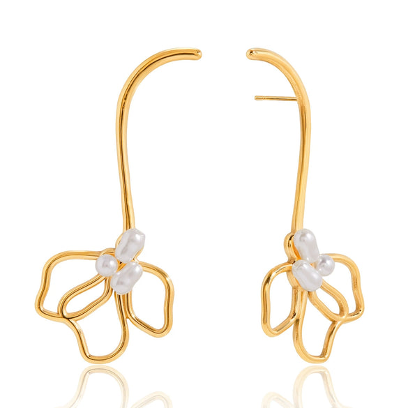 Wholesale Women's Ins Style Stainless Steel Electroplated Gold Flower Shape Cut Out Earrings