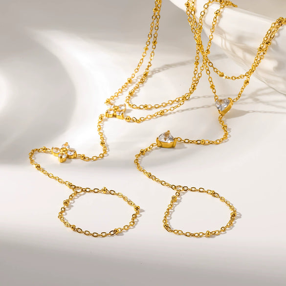 Wholesale Women's Ins Style Stainless Steel 18K Gold Plated Heart Shaped Flower Pendant Wrist Chain Jewelry