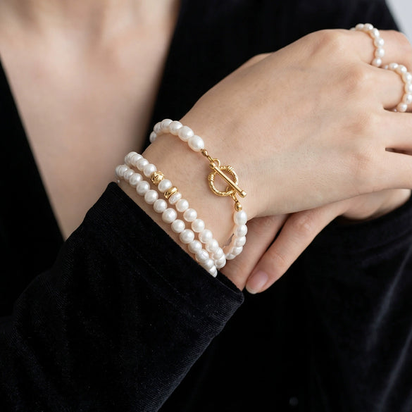 Wholesale Women's Irregular Light Luxury Niche Gentle Stainless Steel Goldplated Natural Freshwater Pearl Necklace And Bracelet Set
