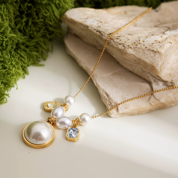 Wholesale Women's Jewelry Light Luxury Geometric Style Stainless Steel Imitation Pearl Necklace With Electroplating