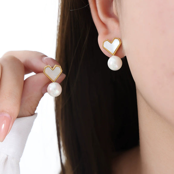Wholesale Women's Jewelry Light Luxury Love Water Drops Bell Natural Shell 316L Stainless Steel 18K Gold Plated