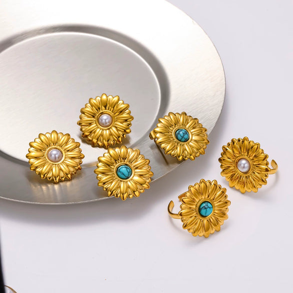 Wholesale Women's Jewelry Set Geometric And Flower Patterned Stainless Steel Earrings And Ring With Vacuum Real Gold Plating