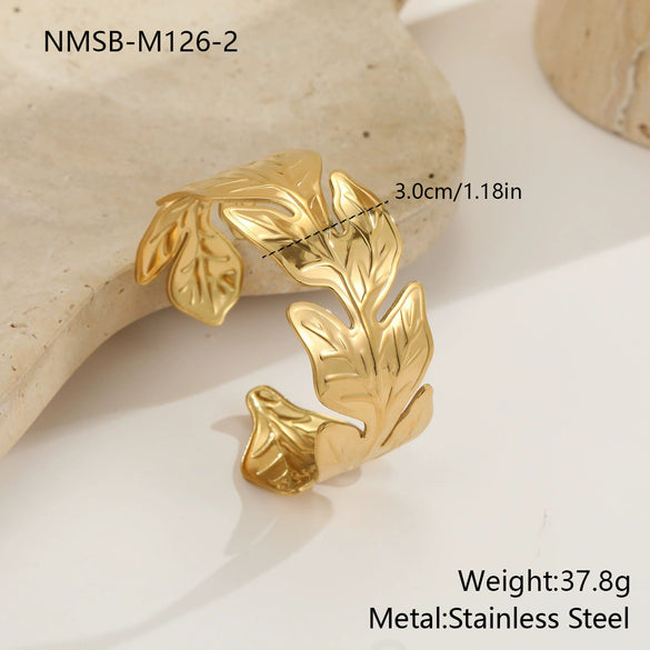 Wholesale Women's Jewelry Set Stainless Steel Titanium Steel Electroplated Heart Water Drop Bell Geometric Fashion Jewelry