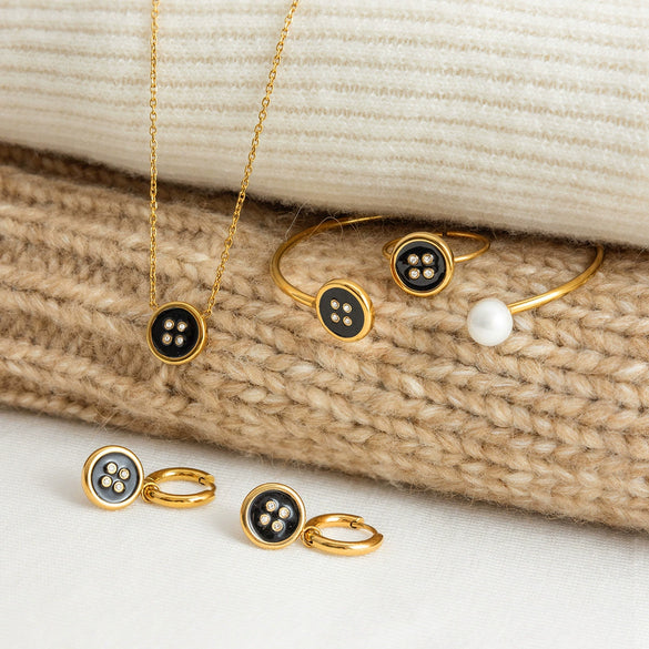Wholesale Women's Jewelry Set Stainless Steel Titanium Steel Geometric Button Style Electroplated