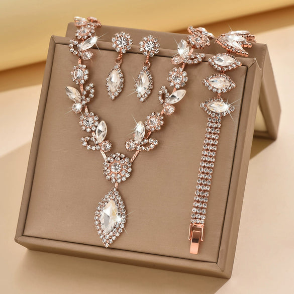 Wholesale Women's Jewelry Set With White Crystal Flower Design Rhinestone Material Love Water Drops Bells Pattern Electroplating Treatment