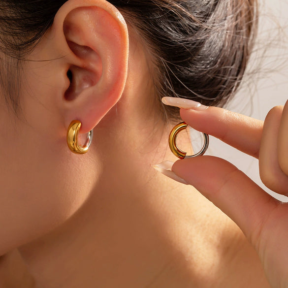 Wholesale Women's Jewelry 316L Stainless Steel Geometric Color Matching Gold Plated Ear Buckle