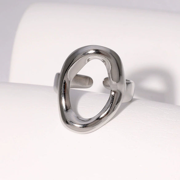 Wholesale Women's 18K Gold Electroplated Geometric Oval Stainless Steel Ring With Minimalist Design