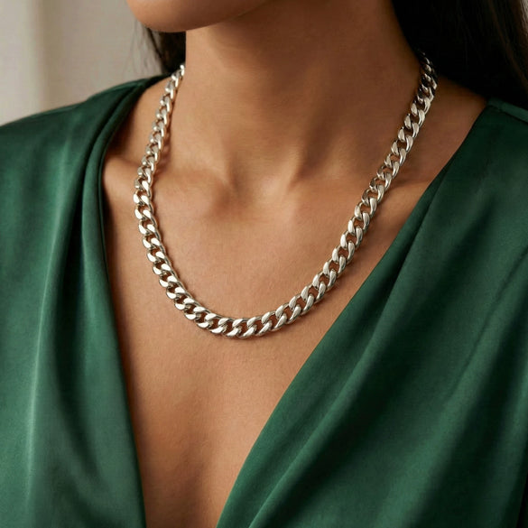 Wholesale Women's 18K Gold Electroplated Geometric Snake Bone Chain Necklace