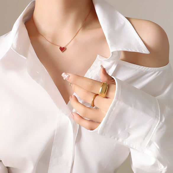 Wholesale Women's 18K Gold Electroplated Heart Acrylic Titanium Steel Necklace