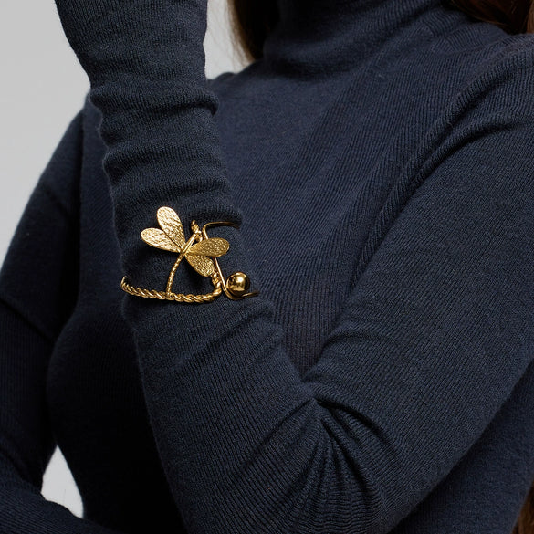 Wholesale Women's 18K Gold Plated Irregular Hollow Dragonfly Stainless Steel Bracelet Jewelry Accessories