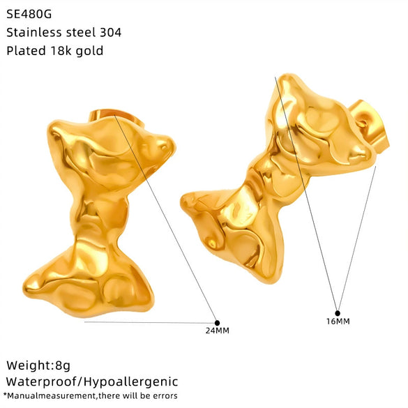 Wholesale Women's 18K Gold Plated Titanium Steel Heart Shape Bow Hammer Pattern Earrings