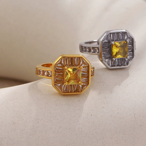 Wholesale Women's 18K Goldplated Geometric Stainless Steel Ring Light Luxury Jewelry
