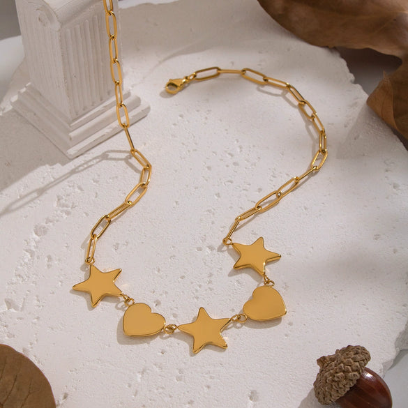 Wholesale Women's 18K Real Gold Plated Heartshaped Pendant Necklace With Paper Clip Chain In Sweet And Cool Style